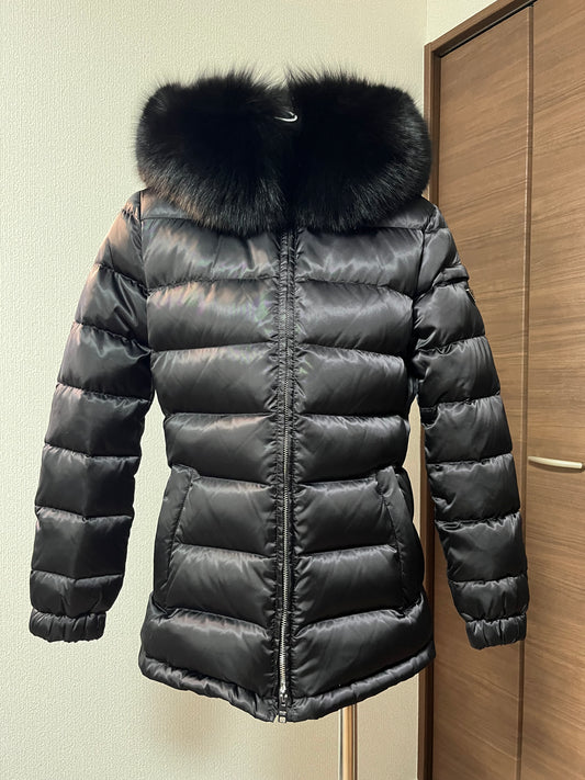 D000407 28G060 プラダダウン ショットダウン 超人気デザイン ダウンジャケット ダウンコート