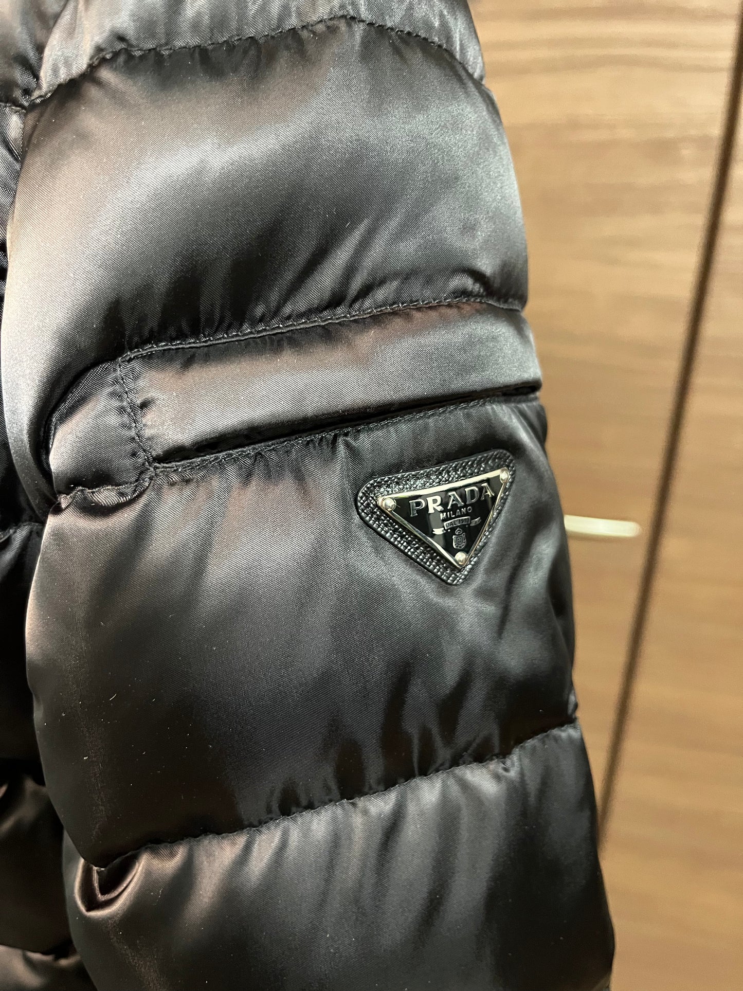 D000407 28G060 プラダダウン ショットダウン 超人気デザイン ダウンジャケット ダウンコート