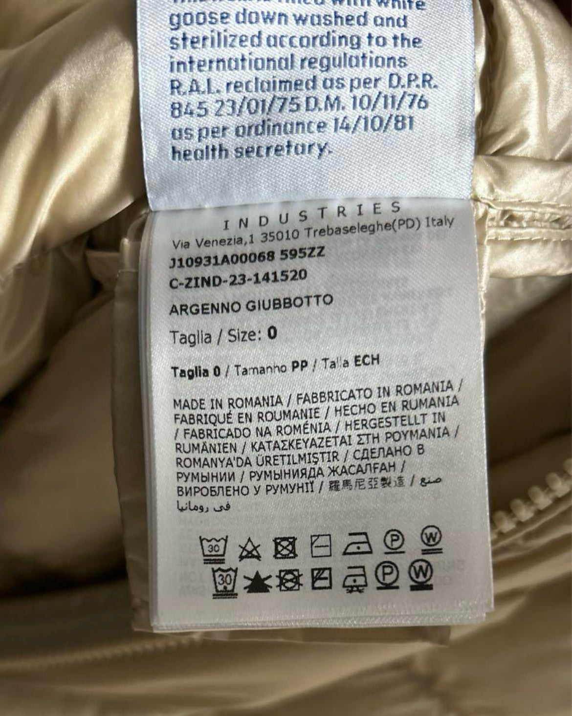 C00404 【MONCLER】アルジェンノ ショート ダウン ジャケット