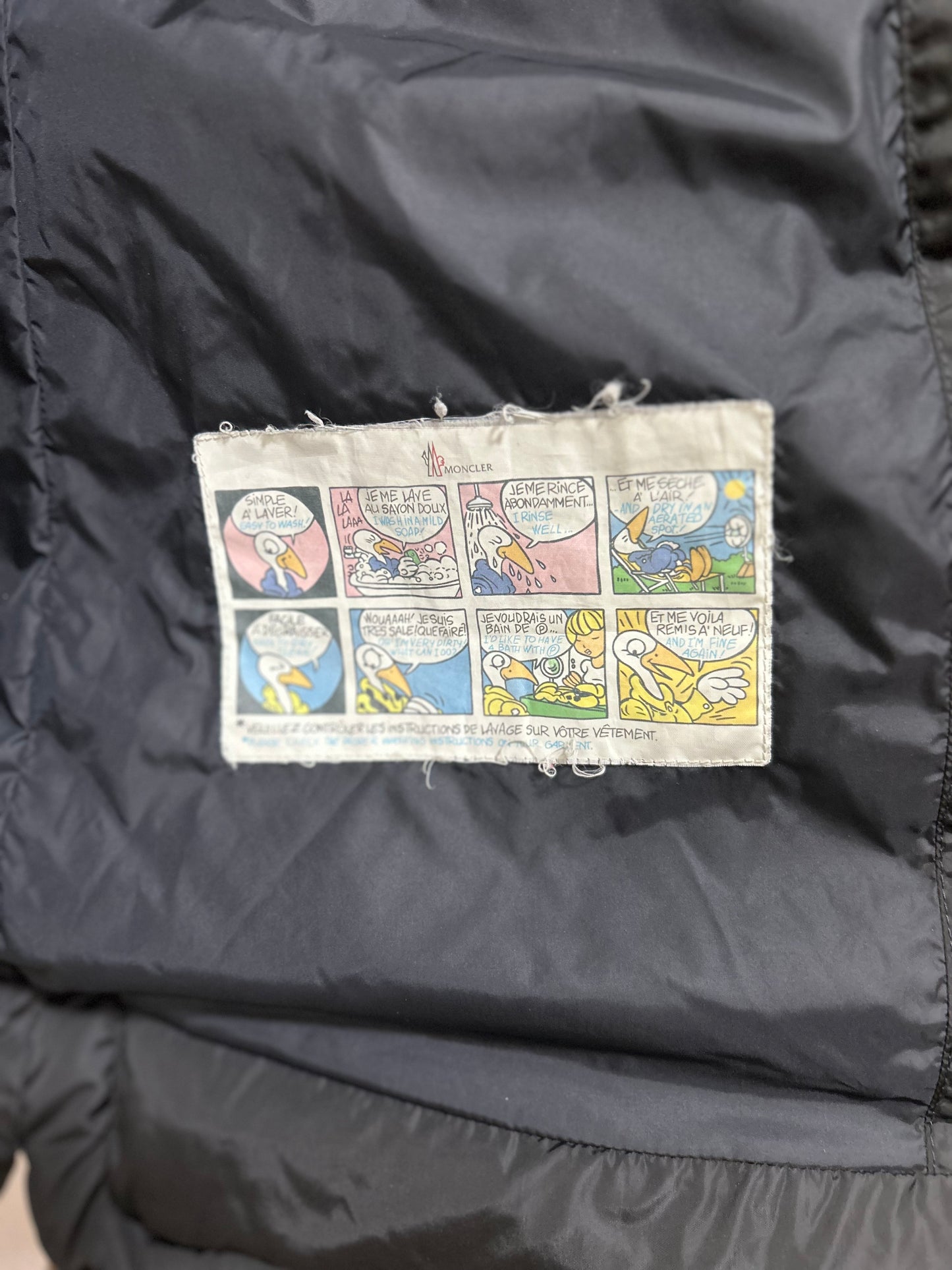 C00202 MONCLER 黒 ダウン フラメッテ サイズ1