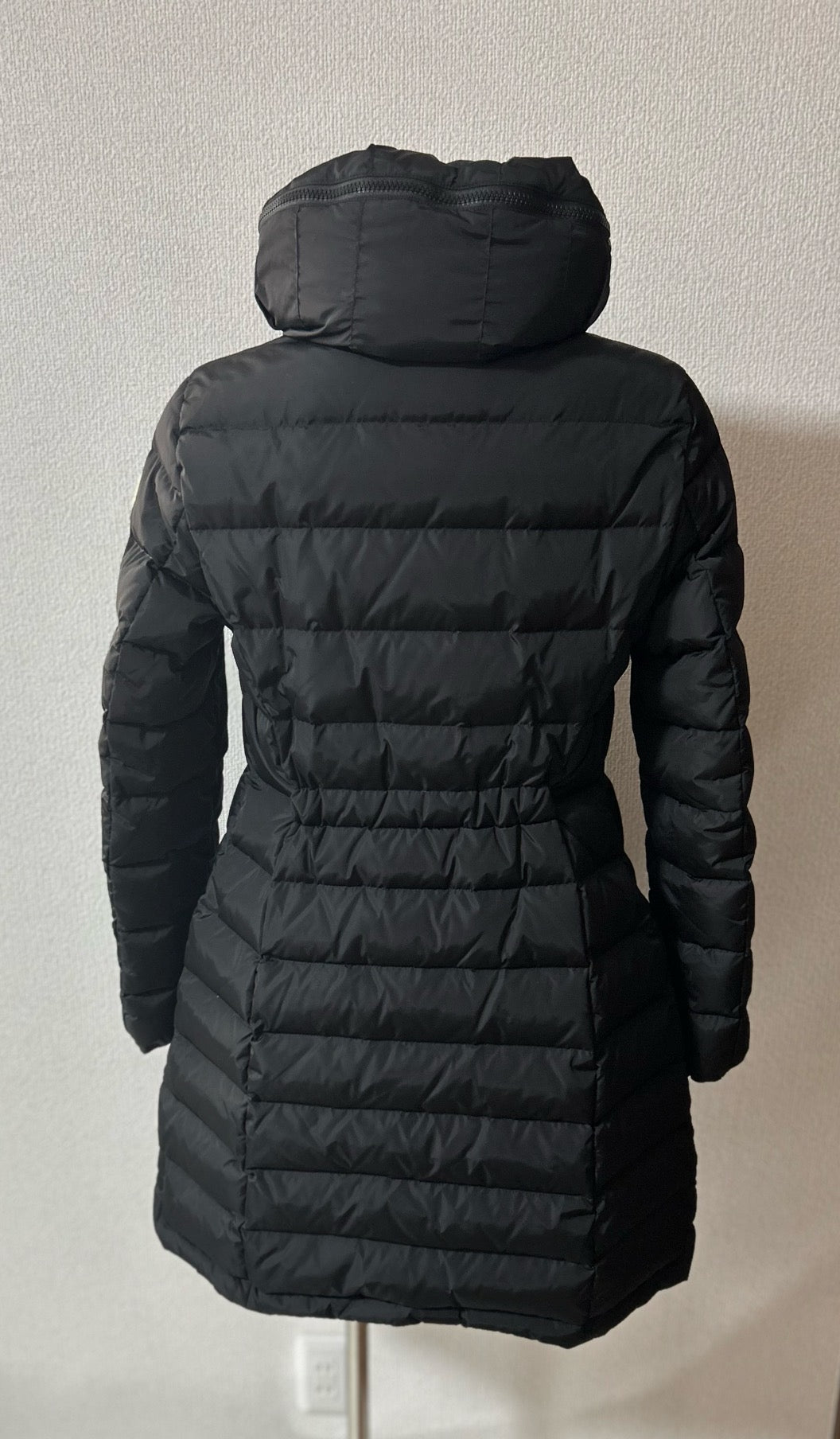 C00202   MONCLER 黒 ダウン　フラメッテ　サイズ1